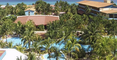 Vista del Hotel Sol Sirenas Coral